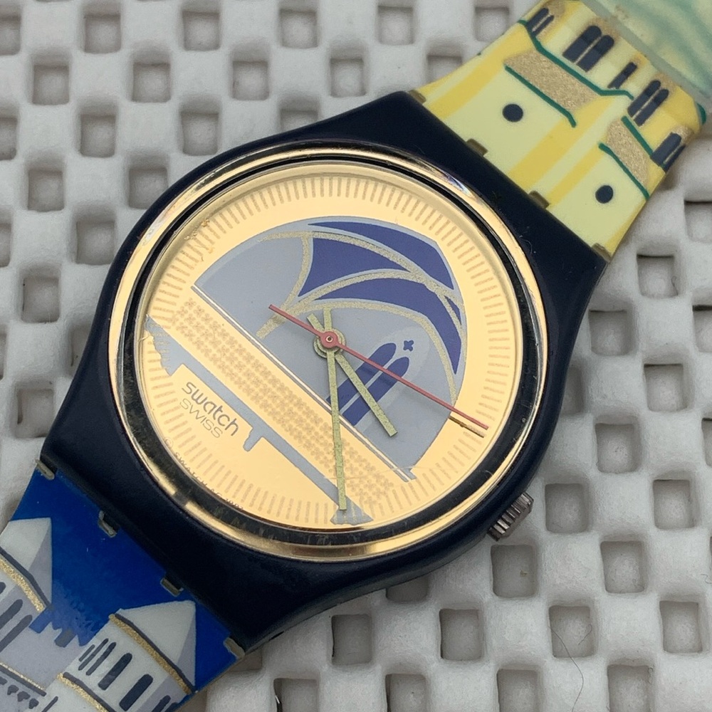 Swatch Watch - GN120 - BACK STAGE